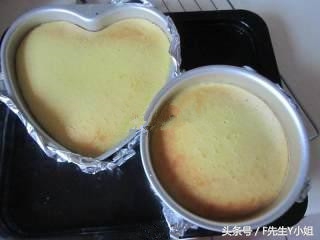 菜谱推荐榴莲乳酪蛋糕,榴莲乳酪慕斯蛋糕怎么做