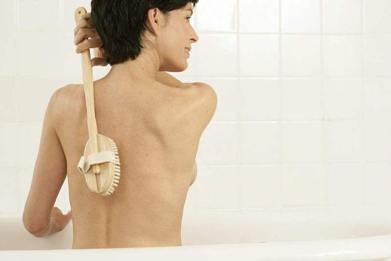 后背很多痘痘怎么调理,后背痘痘反复长该怎么办