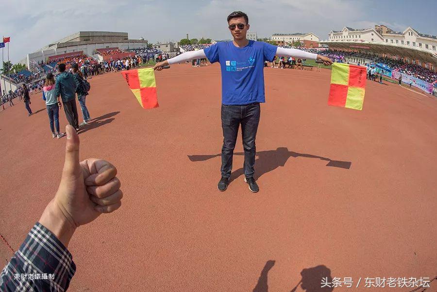 红蓝军团：Weareone,Oneisall！