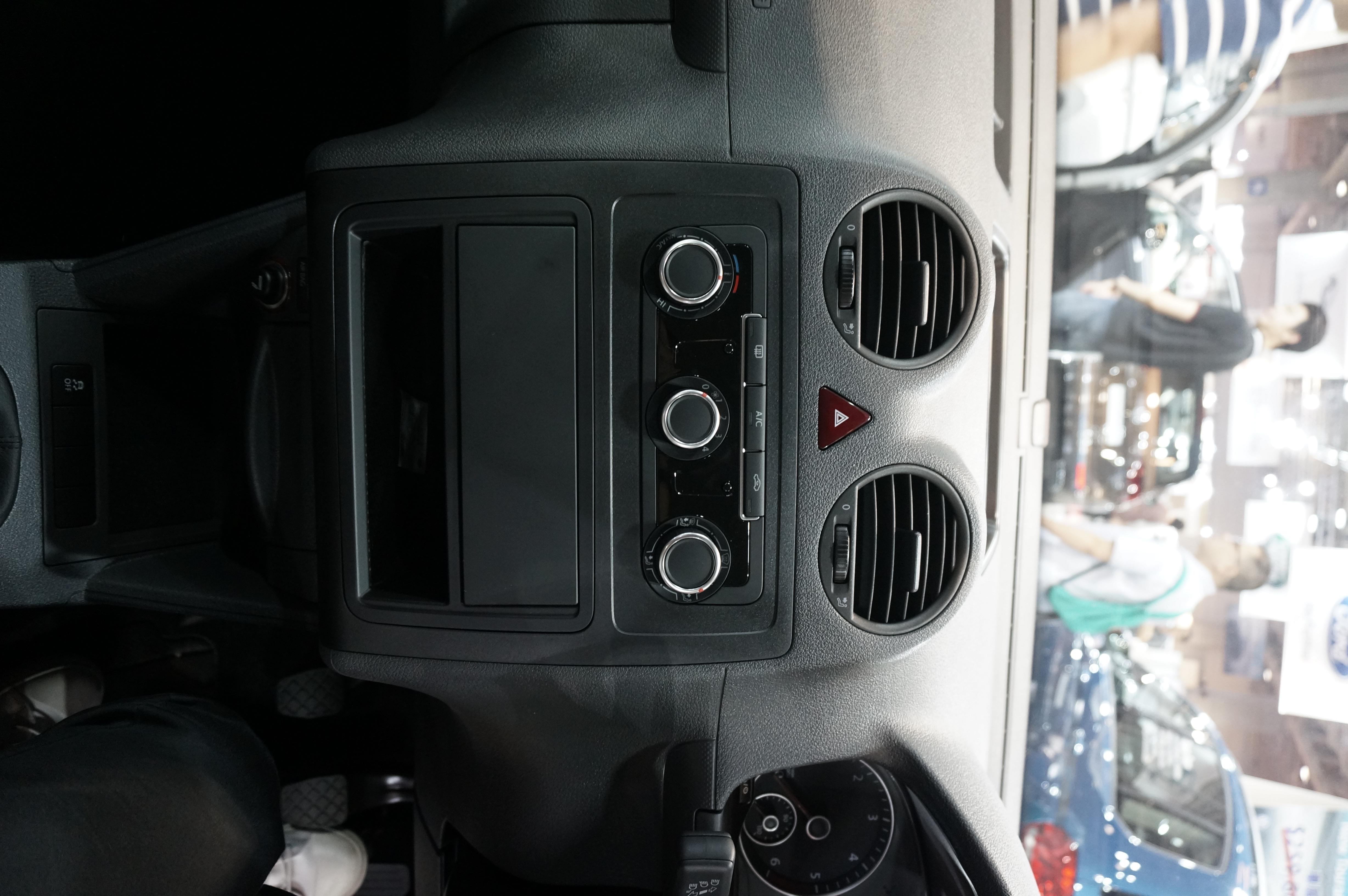 大众开迪caddy加长版,大众caddy老款