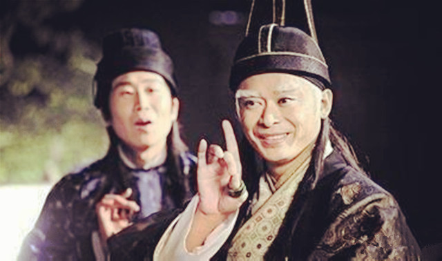 宫女和太监怎么上厕所啊？怎么洗澡啊？原来如此！