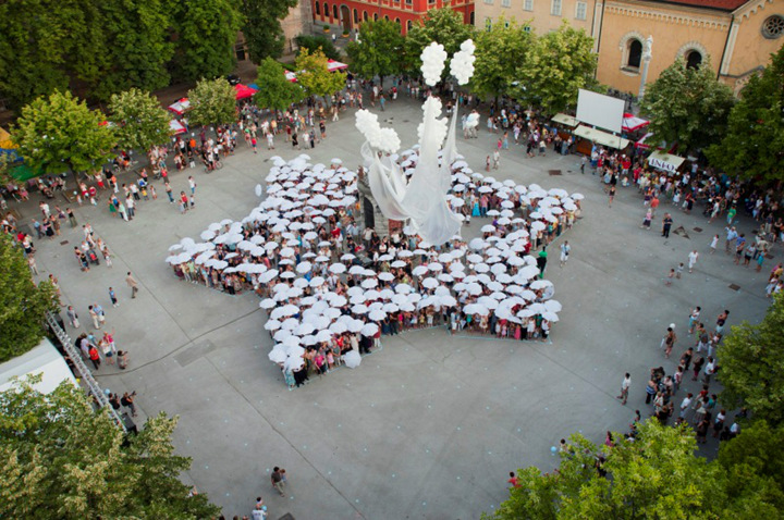 当梅西遇到卡卡,当梅西遇上乒乓球