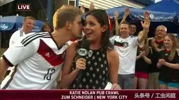 2018世界杯被吻女记者是谁,2018世界杯被吻