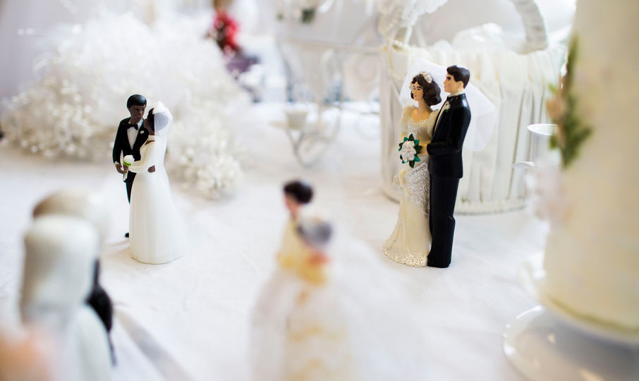 结婚七年丈夫在外面有了孩子,结婚7年有个孩子怎么办