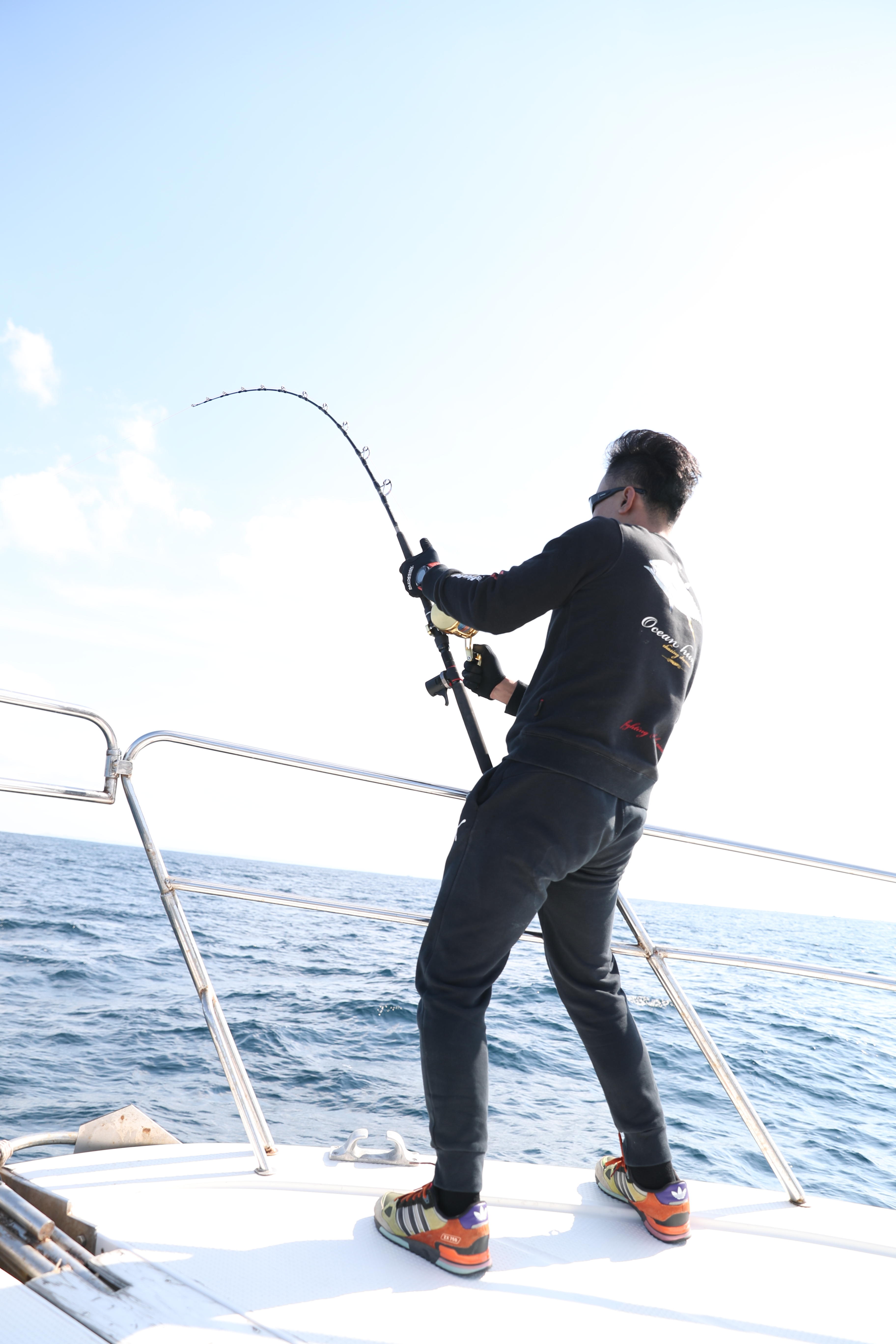 日本海域竟有此等巨物，钓鱼人还等什么？快点集结来消灭它们