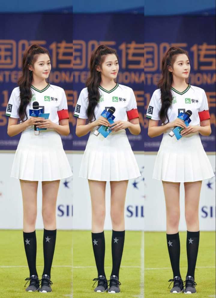 女明星秀身材关晓彤,女星关晓彤惊艳写真