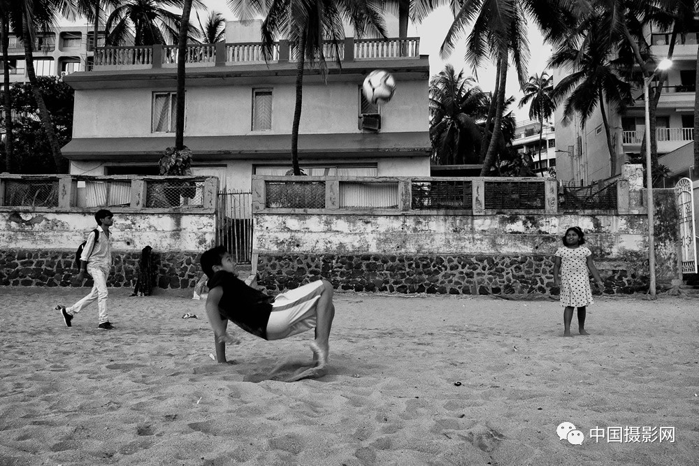 印度摄影家SashiBDa作品赏析——《足球精神》
