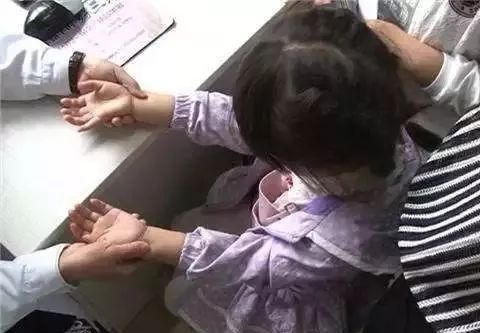 女孩才两岁就乳房发育、阴道出血？镇江人小心家里的这种东西……