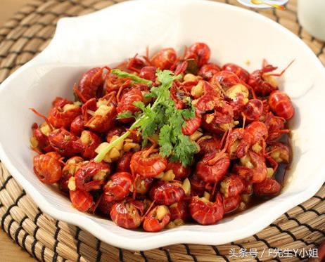 美味小龙虾的15种家常做法,大厨红烧小龙虾尾怎么烧最好吃