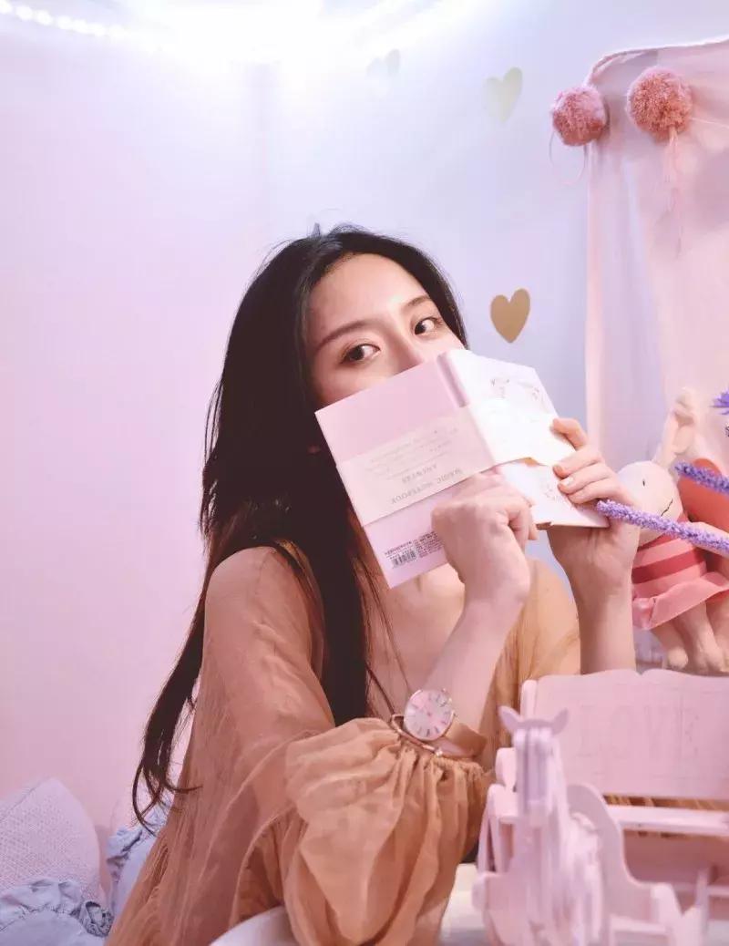 武汉美食必吃推荐粮道街饼夹烧卖,武汉一元路怪味烧饼几点开门