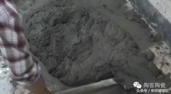 瓷砖脱落用瓷砖胶好还是水泥好,外墙瓷砖用水泥贴还是瓷砖胶贴好