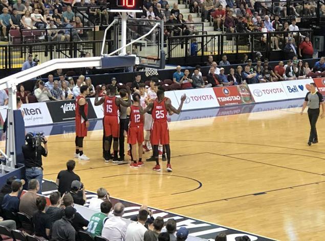 中国男篮争执名场面,中国男篮高诗岩打架视频