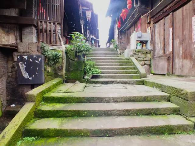 除了磁器口这些古镇同样美如画,最值得去的古镇磁器口