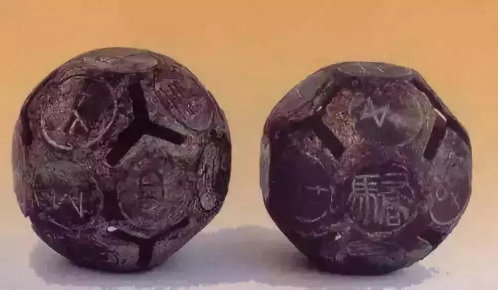 世界杯激战正酣军营里亦有精彩,世界杯激烈正酣