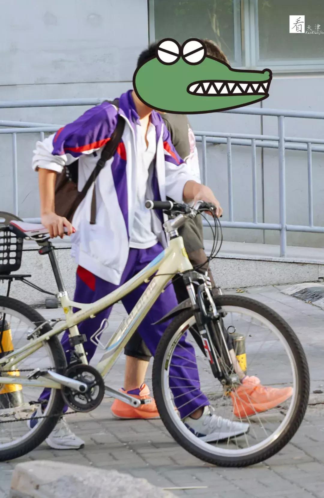 天津各学区的校服,天津市各个学校校服