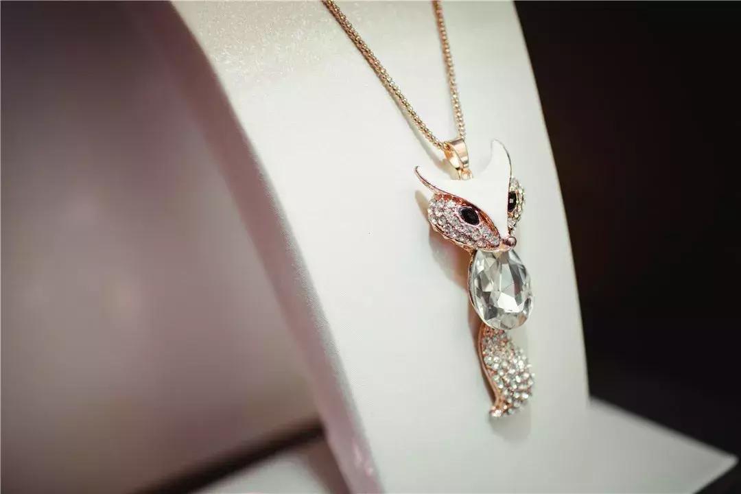 一万块能买点什么样钻戒,2万块钱可以买到什么钻戒