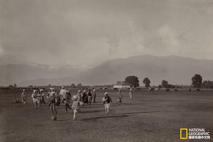 世界足坛经典老照片,50-60年代足球队老照片