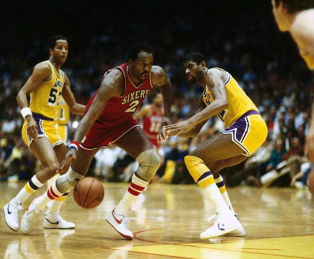 连鞋贩子都没能想到，这双鞋能成为CT16中「倒闭」的例外