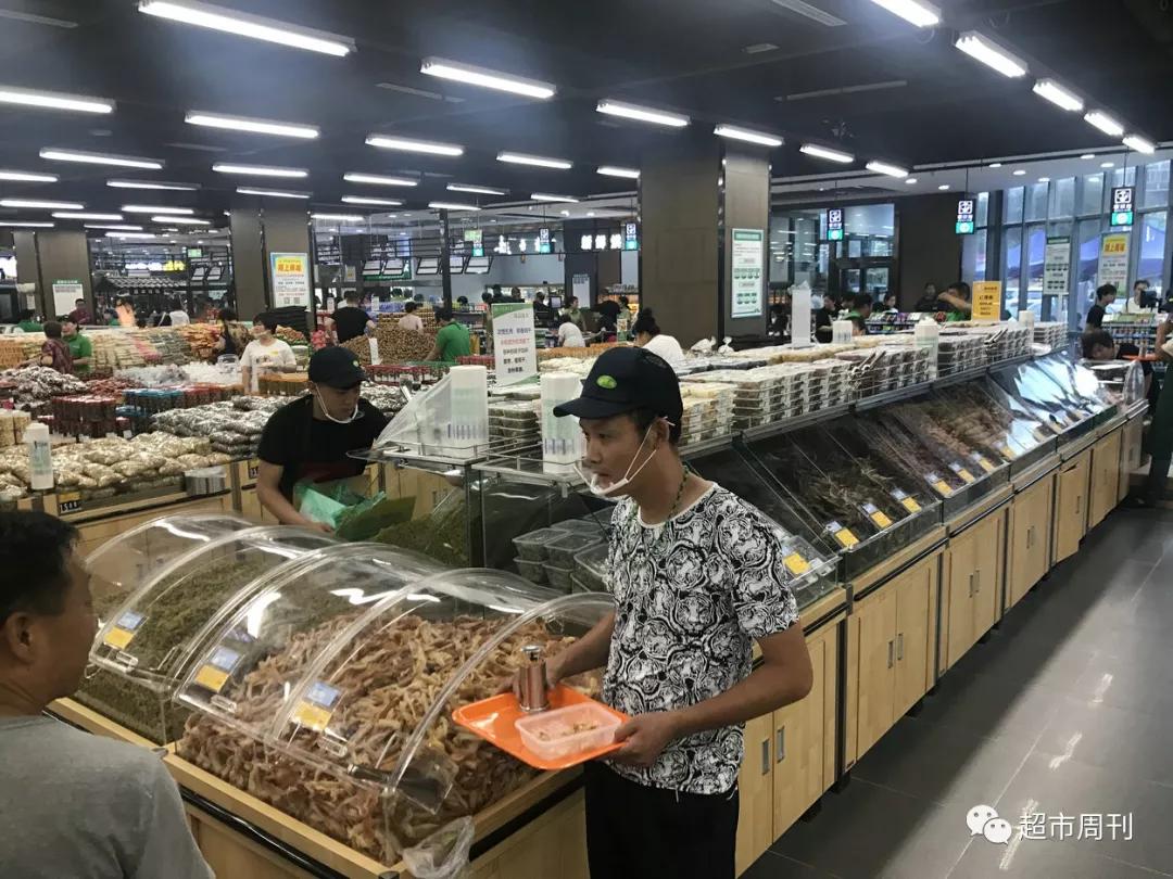 县域大咖“逆袭”直辖市信誉楼天津开新店