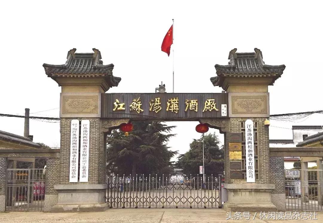 国内大酒厂哪款酒好价格亲民,价格是衡量白酒的唯一标准