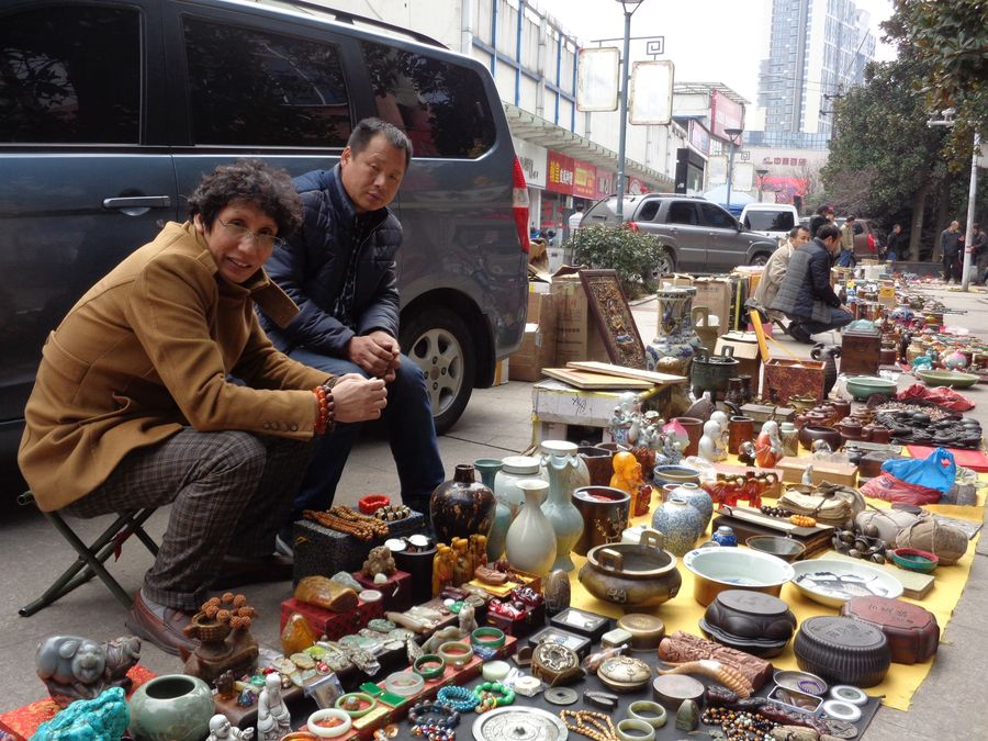 古玩市场捡漏现状,盘点古玩市场地摊捡漏名场面