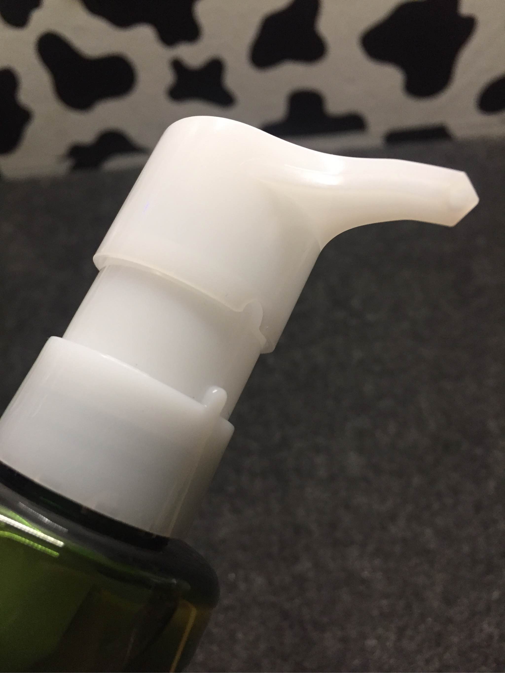 植村秀精萃养肤洁颜油,植村秀卸妆油绿茶款怎么样