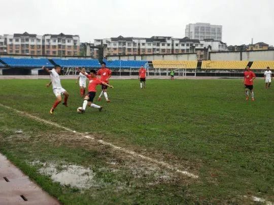 掌声在哪里小学舞蹈,掌声在哪里欢呼声在哪里