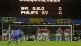 c罗电梯球踢法图解视频,电梯球落叶球香蕉球原理