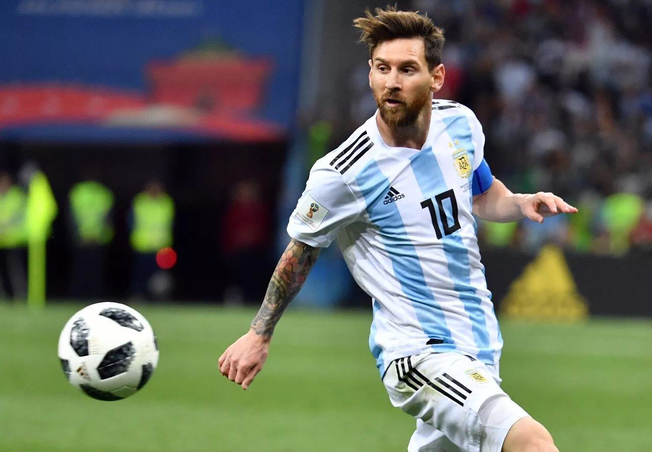 梅西这次进球瞬间,梅西进球看姆巴佩