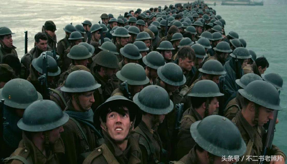 二战德国士兵碰到一战法国士兵,二战英军与德军踢足球