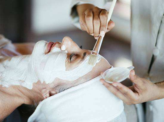 激光祛斑后怎么护理不留痕迹,黄褐斑激光祛斑最真实的经历