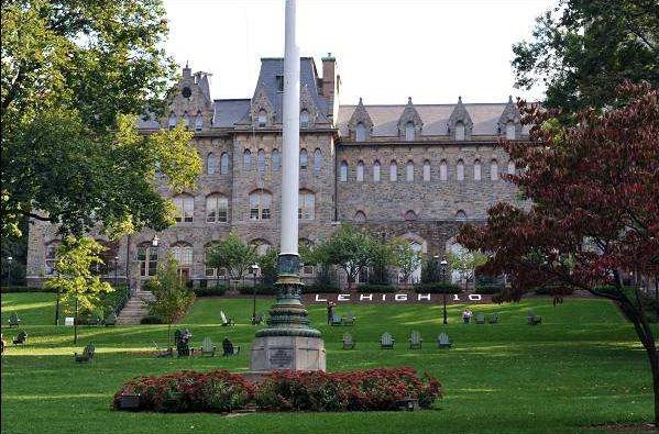 里海大学，美国一所历史悠久的顶尖私立研究型，本科教育非常优秀