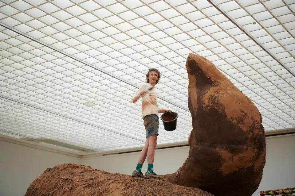 三观毁｜这个位于荷兰鹿特丹的博物馆，居然进屎了!!