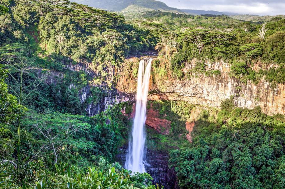 沙滩、瀑布、美女尽在毛里求斯，你，值得拥有