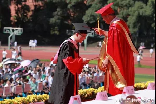 各大高校校长毕业致辞,重庆大学毕业典礼校长演讲