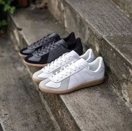 世界杯里的足球鞋,世界杯上的足球鞋