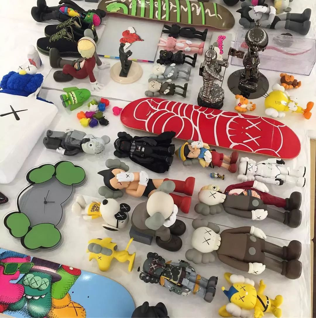 “我买visvim、acronym的钱，比女友买化妆品贵十几万吧”