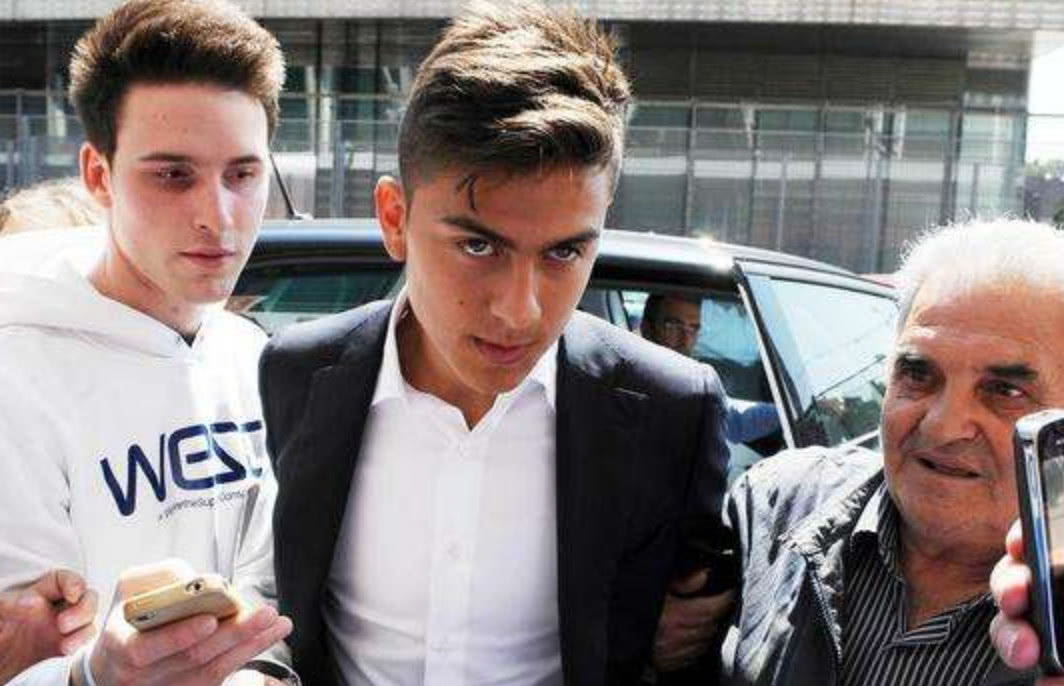 世界杯巨星内马尔梅西c罗,c罗和内马尔谁颜值最高