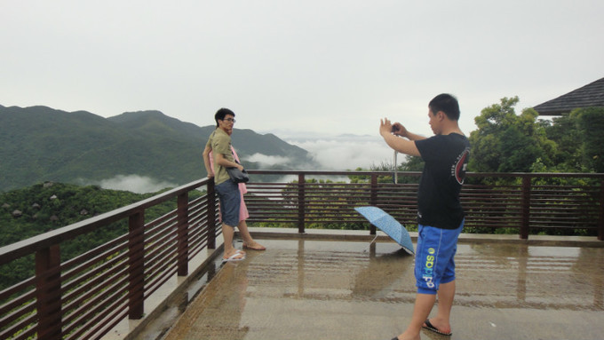 sanya天之涯，海之角我们来了