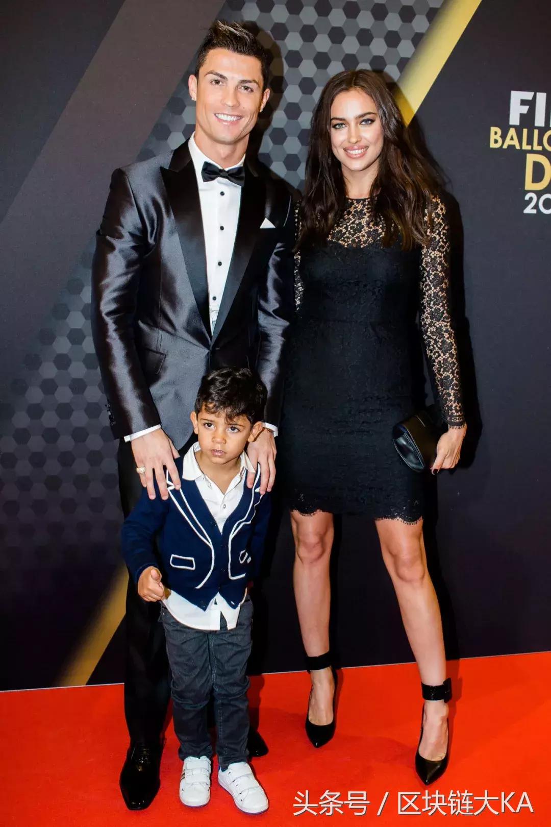 全球最帅的面孔c罗,甩了身价30亿的c罗