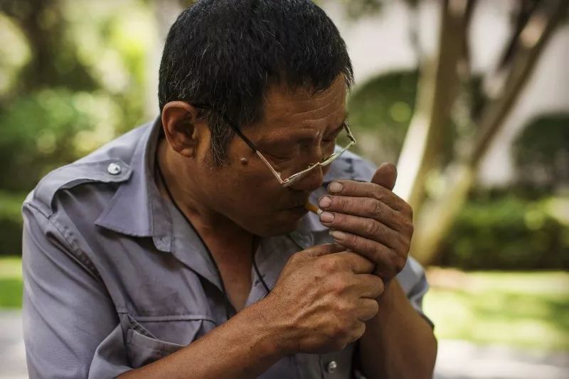 菜刀怎么磨什么角度才锋利耐用,不管菜刀有多钝大厨教你一招