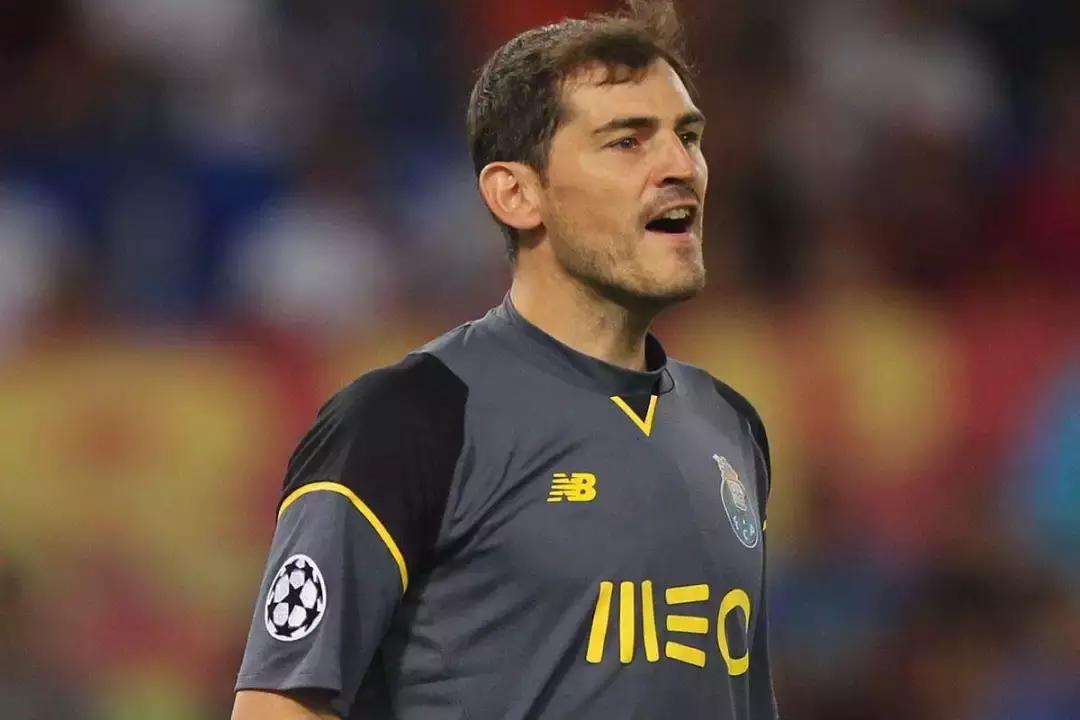 绝代双骄梅西c罗谁提出来的,梅西与c罗一起回家图片