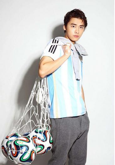 很多明星熬夜,世界杯陈奕迅和鹿晗