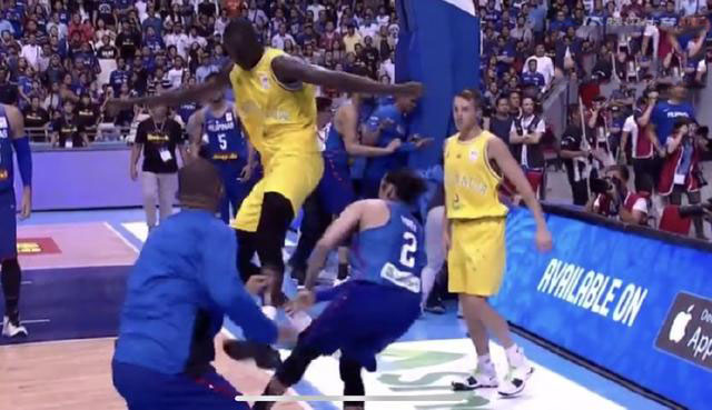 中国和菲律宾男篮斗殴视频,菲律宾男篮斗殴事件