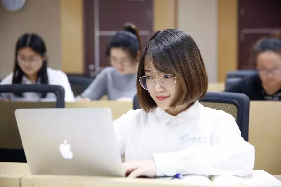 会计接手单位，别在增值税上惹麻烦，千万注意这5个问题！