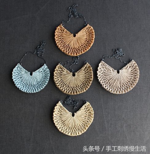 纯棉t恤圆领褶皱怎么才能整平,t恤侧边褶皱的缝纫技巧