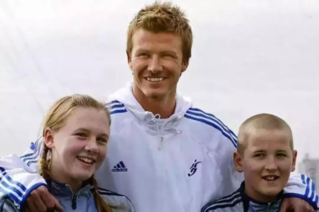 看球看得心脏疼,到底是看球呢还是看帅哥