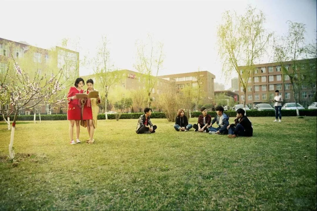 高招｜今年多少分可以上郑州工业学院、郑州财院、黄河交通、信阳学院？这份独家资料供你参考