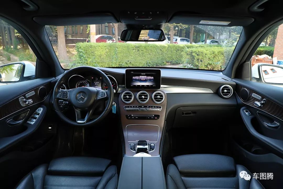奔驰glc试驾第一视角感受,奔驰glc深度测评跑山路