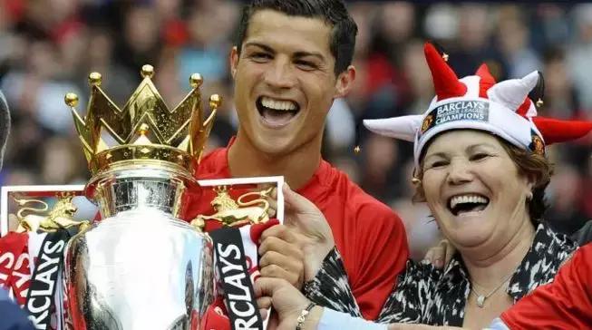 c罗和维密天使视频,c罗维密超模视频